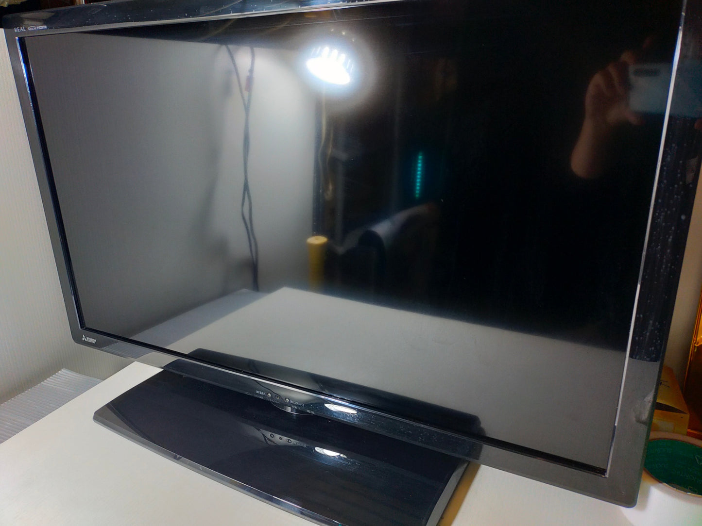 【サテライト】 液晶テレビ 三菱 32V型 LCD-32LB7A
2016年製