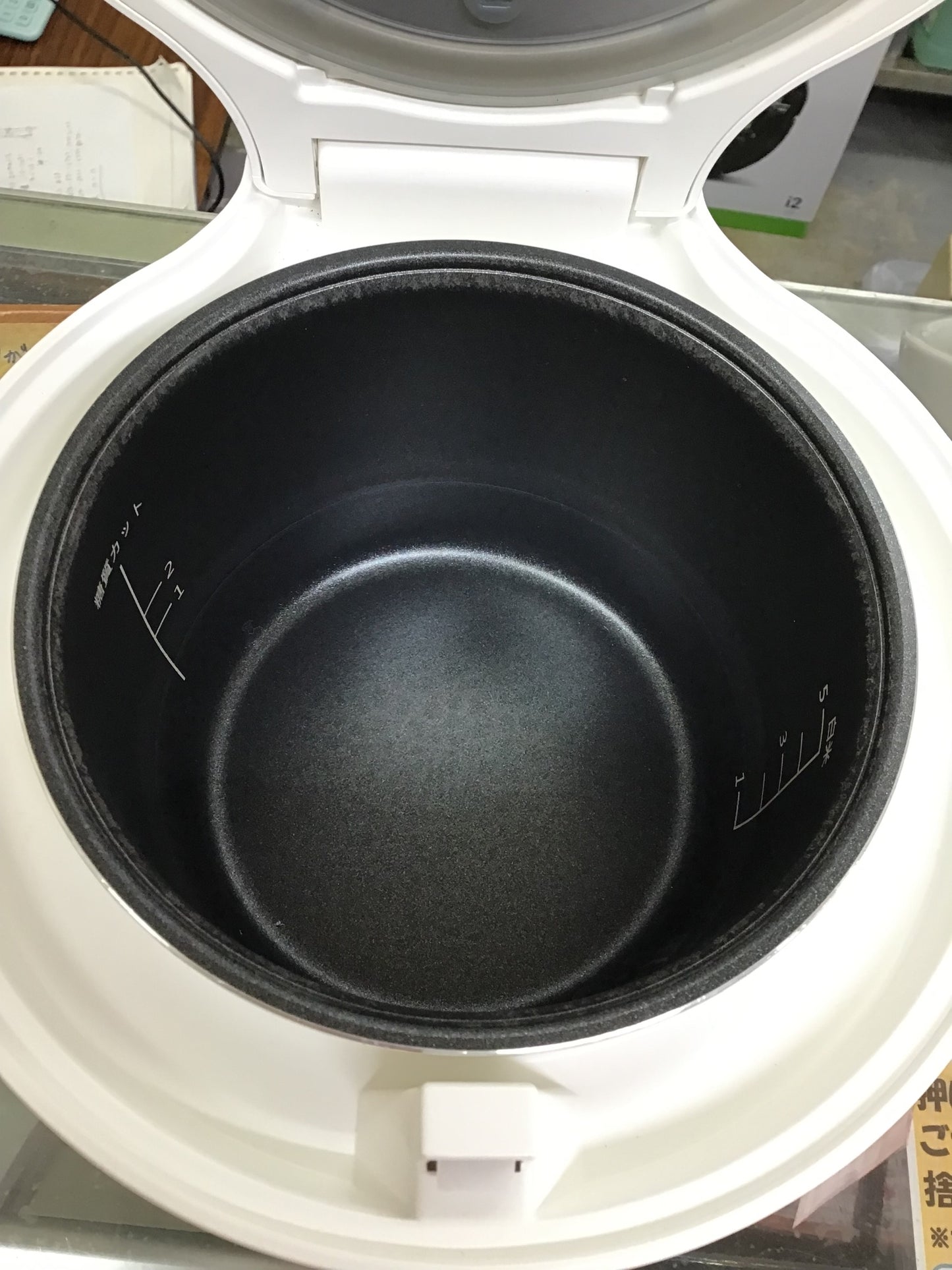 【深草店】炊飯器 locabo JM-C20E-W