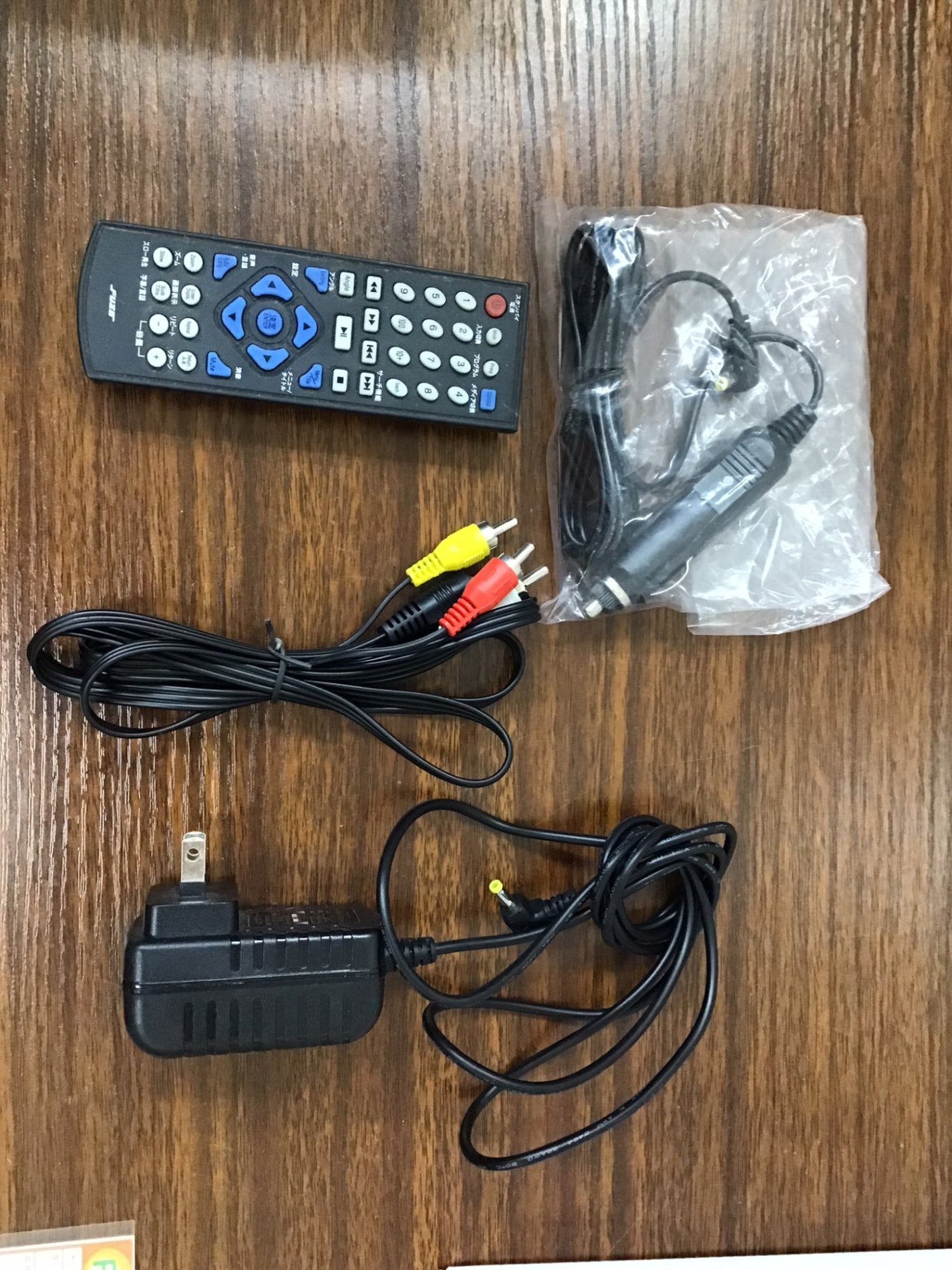 【深草店】9インチDVDプレーヤー PO125