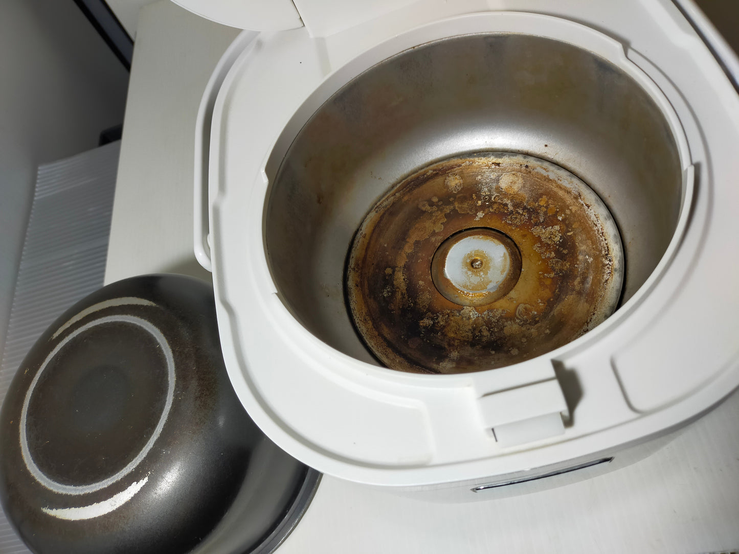 【サテライト】 炊飯器 シャープ 3合炊き KS-F5E7
2020年製