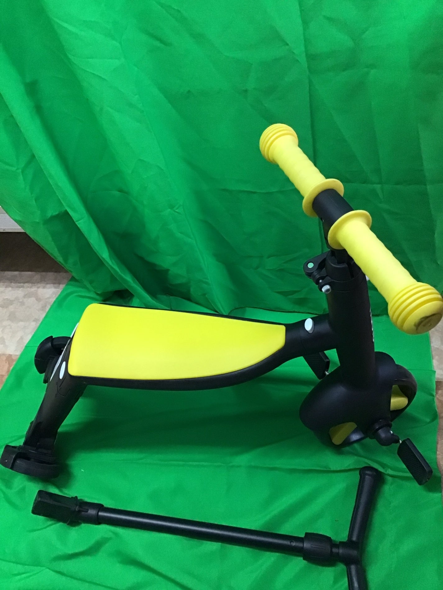 【深草店】 手押し三輪車 黄色