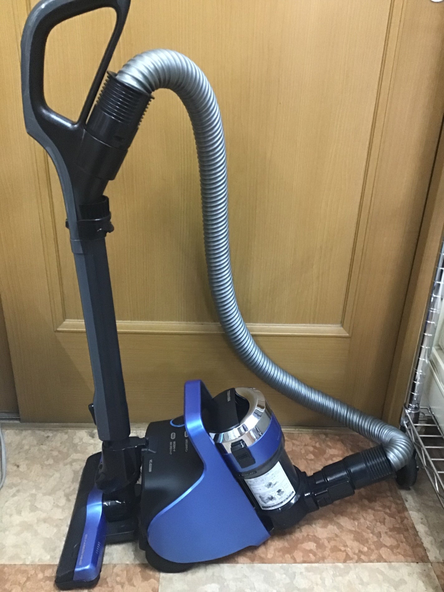 【深草店】 掃除機 東芝 vc-js5000