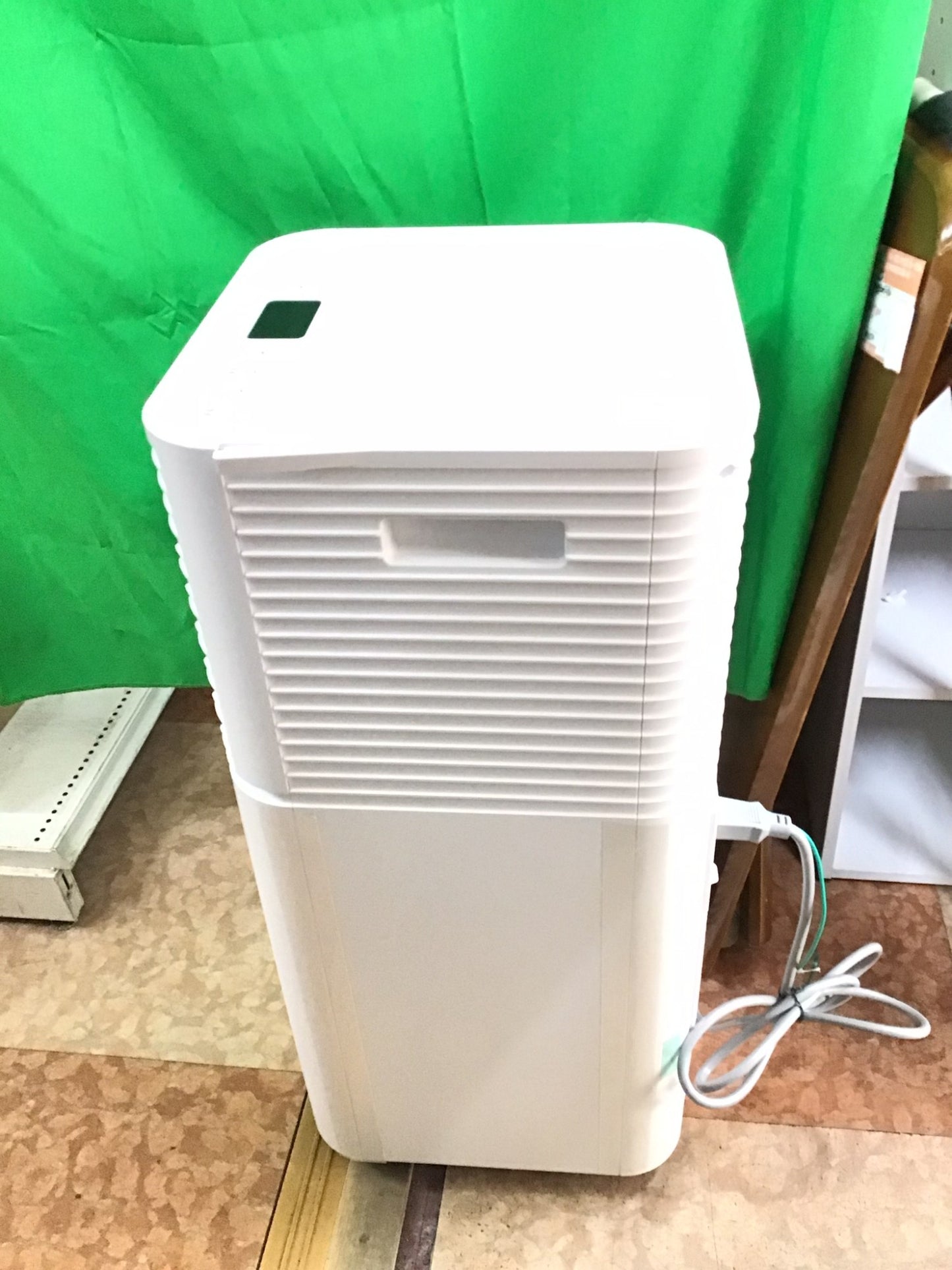 【深草店】 スポットクーラー タンスのゲン QL06
2024年製