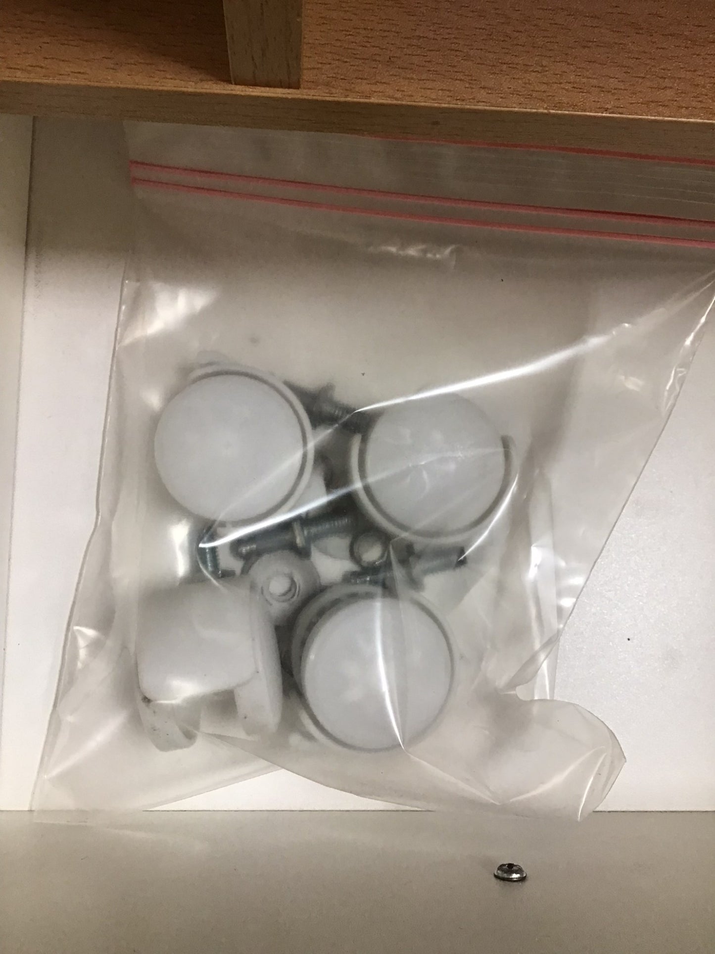 【深草店】 本棚 幅37㎝ 奥行29.6㎝ 高さ82㎝