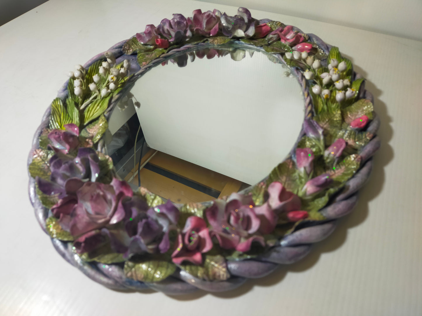 【サテライト】壁掛け鏡 クレイフラワー