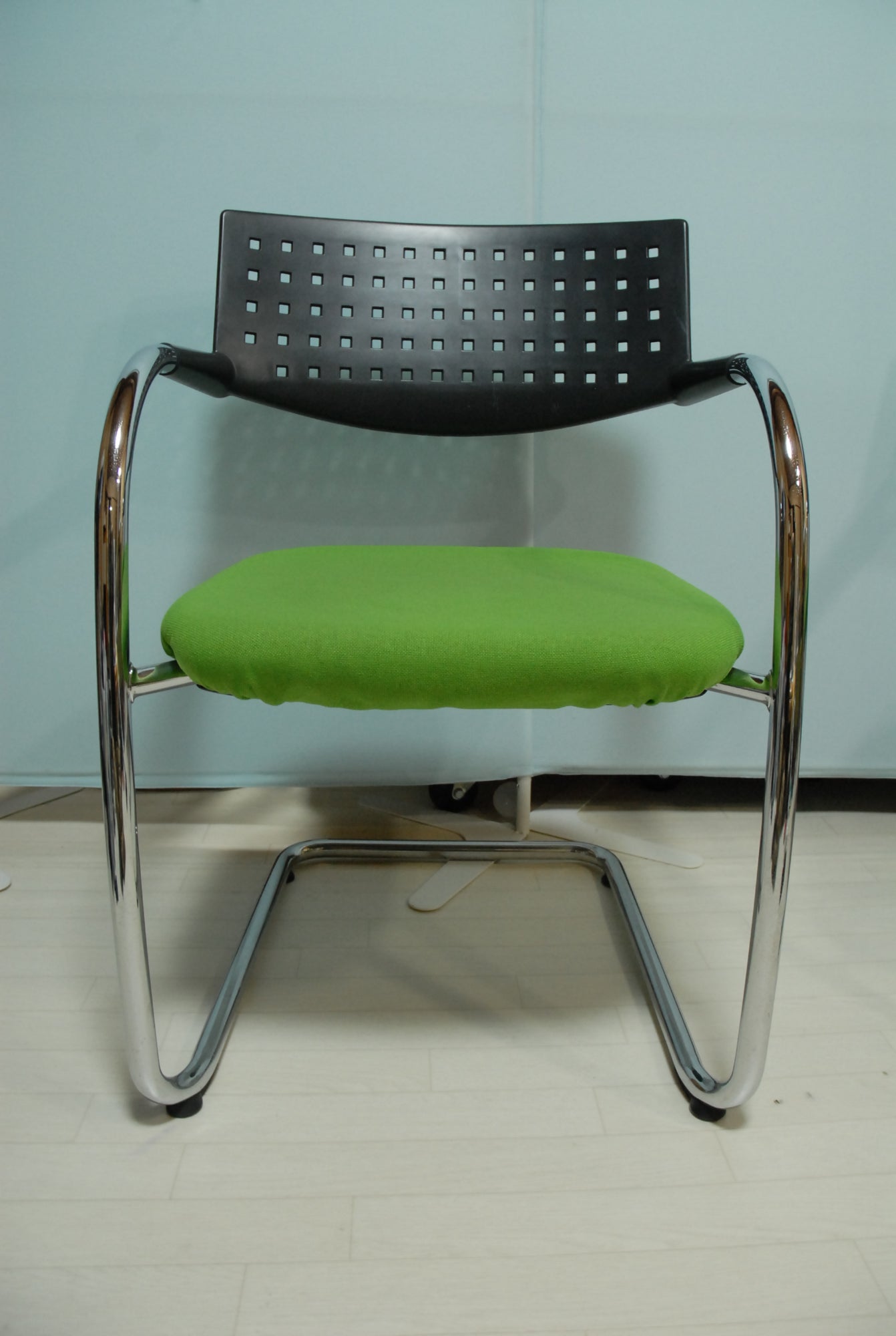 vitra カンティレバーチェア スタッキングチェア 2脚セット アントニオ・チッテリオ ビザソフト