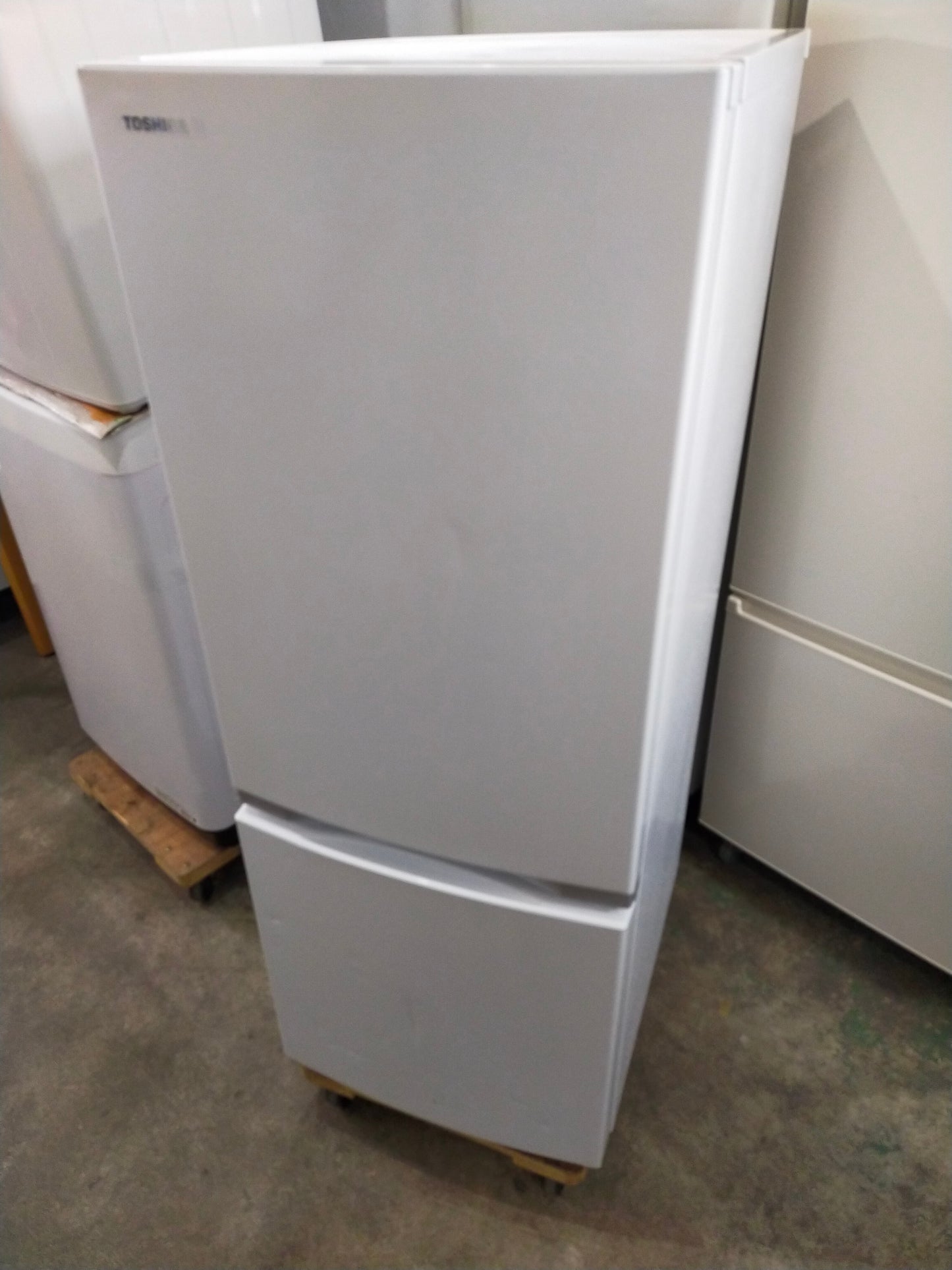 【深草店】冷蔵庫 東芝 GR-R15BS-W 153L 2019年製