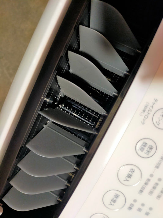 【サテライト】 衣類乾燥除湿器 シャープ CV-P120-W
2022年製
