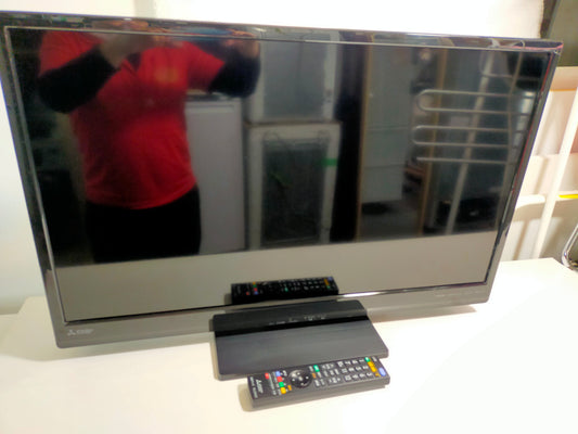 【サテライト】 液晶テレビ 三菱 32V型 LCD-32LB8
2018年製