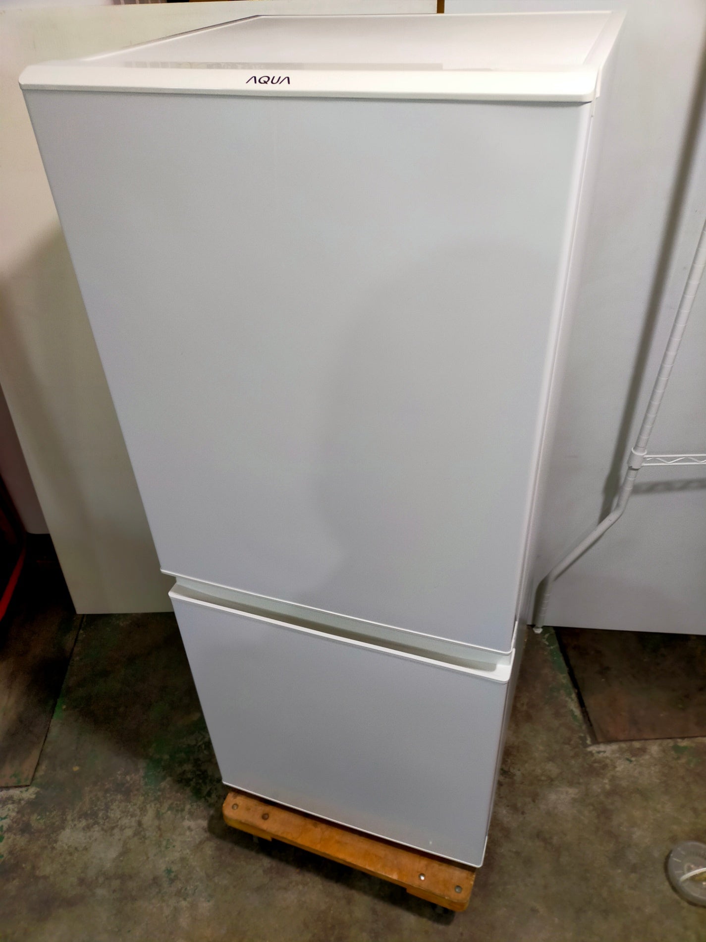 【サテライト】冷蔵庫 アクア AQR-13E8-W 126L 2020年製