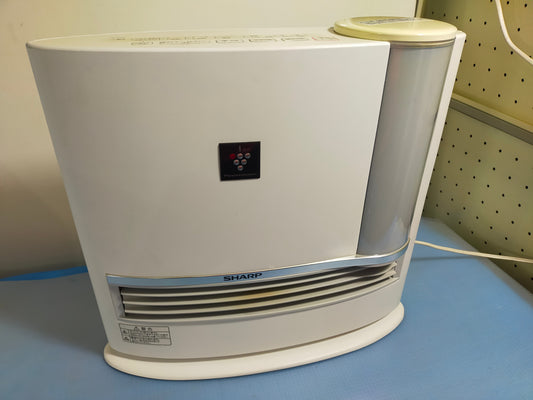 【サテライト】 シャープ プラズマクラスター搭載 加湿機能付 セラミックファンヒーター ホワイト HX-H120-W 

 2018年製