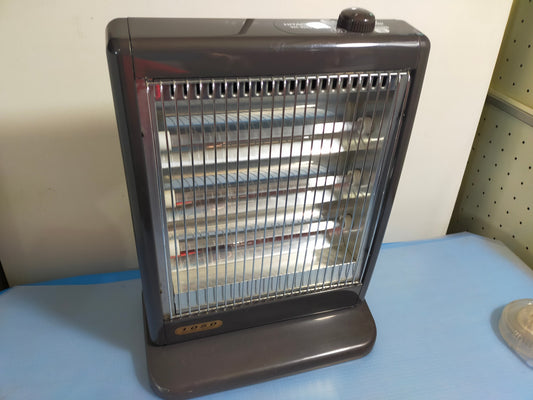 【サテライト】 電気ストーブ 日立 VH-105T 

 1995年製