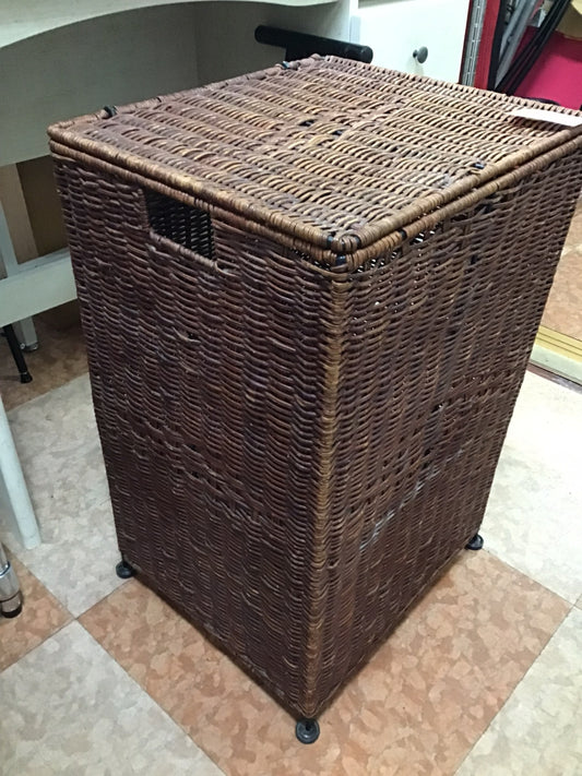 【深草店】ラタン収納　幅37㎝　高さ59㎝　奥行34㎝