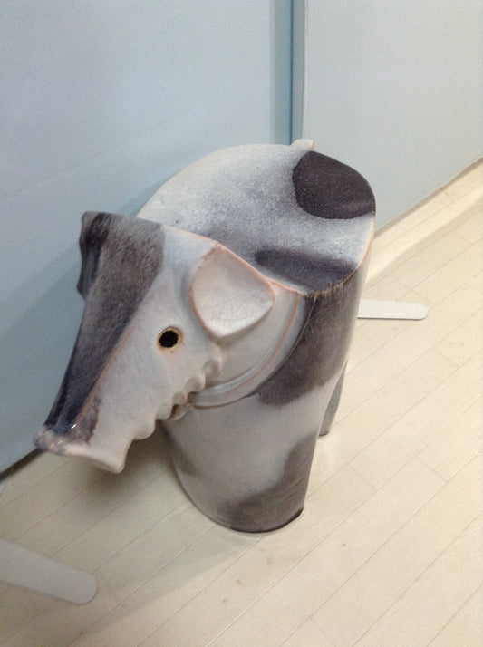 【倉庫保管】 スツール 陶器 犬