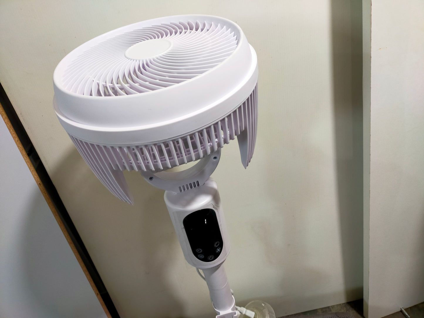 【サテライト】 扇風機 サーキュレーター LIGHTEN XR-HT16  2024年製