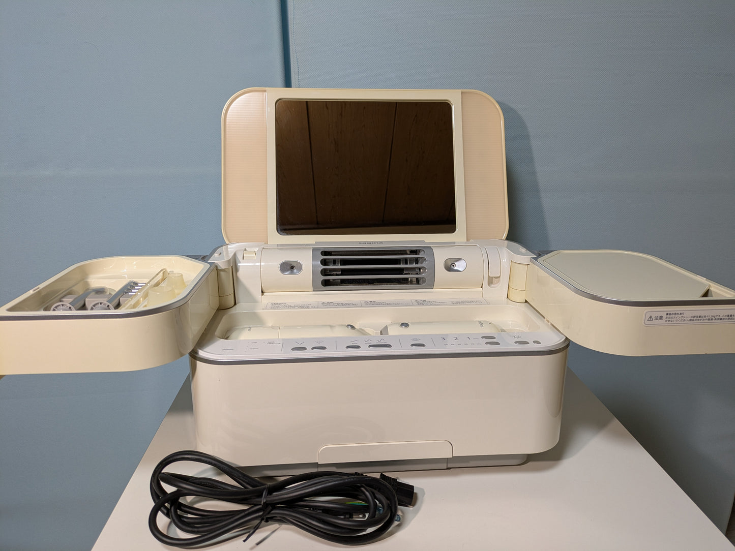 【倉庫保管】 サキナビジュー saqinabijou美顔器