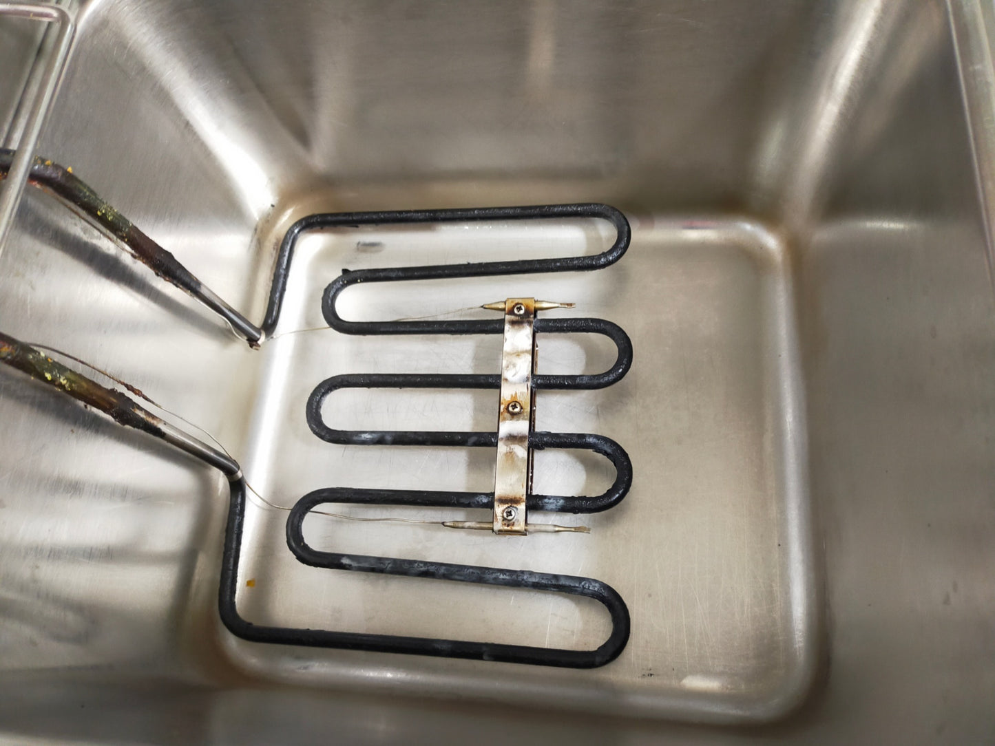 【サテライト】 KIPROSTAR 卓上電気フライヤー 油量12L 単相200V PRO-12FLT-200-F 厨房機器 中古 キプロスター