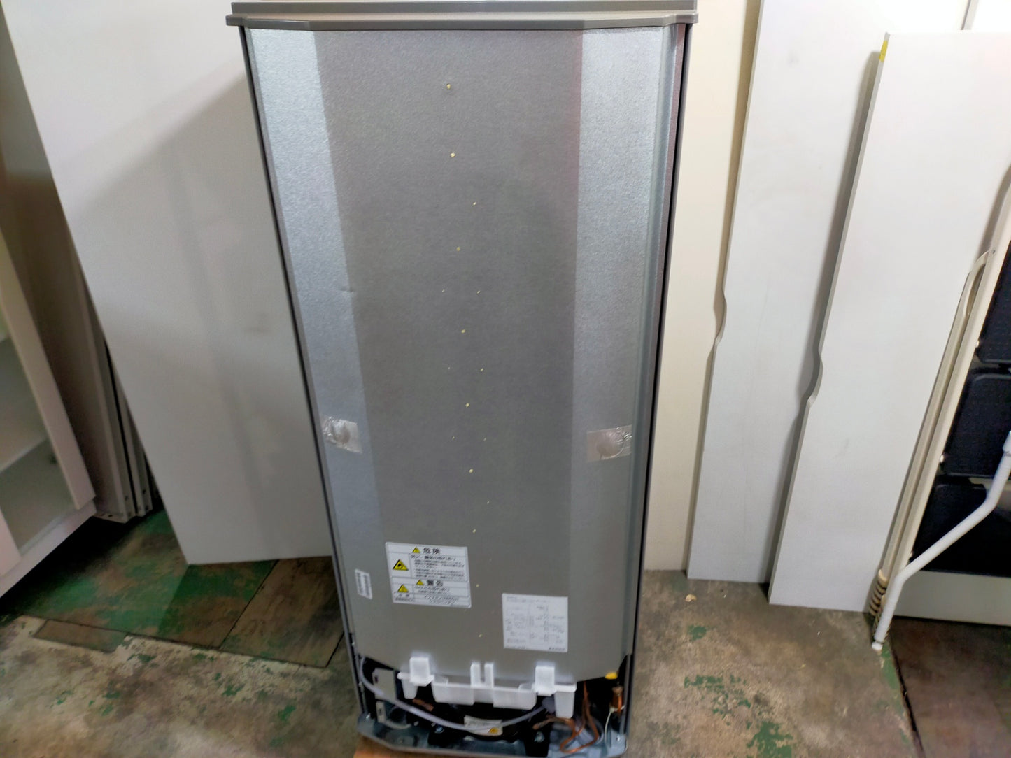 【サテライト】冷蔵庫 アクア AQR-13K 126L 2020年製