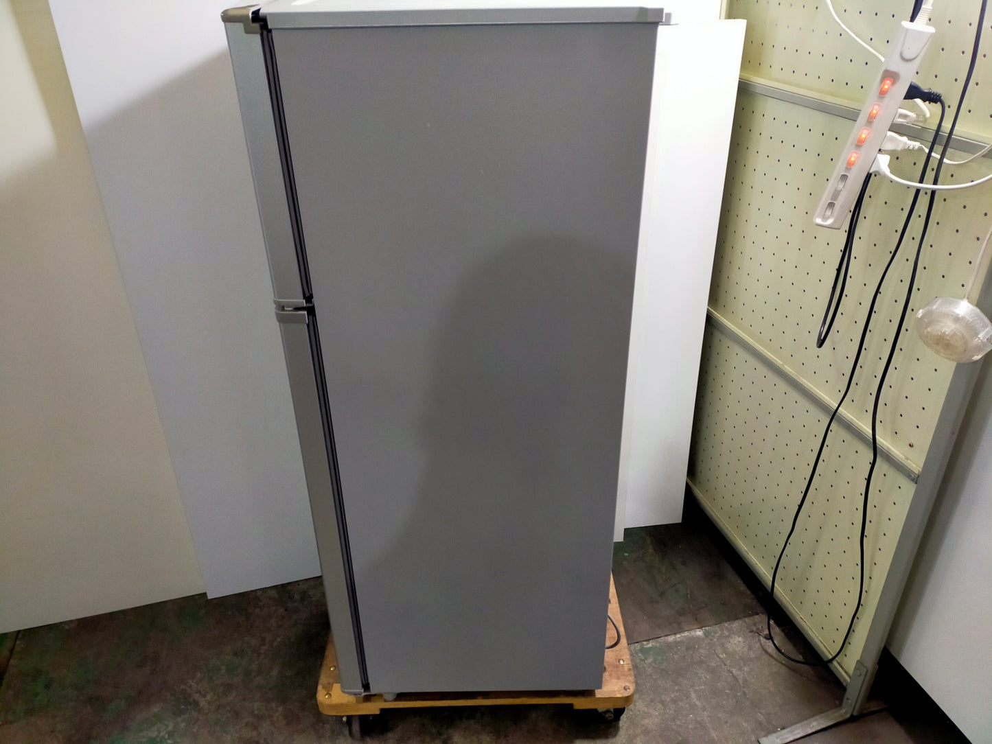 【深草店】冷蔵庫 シャープ SJ-H12B-S 118L 2017年製