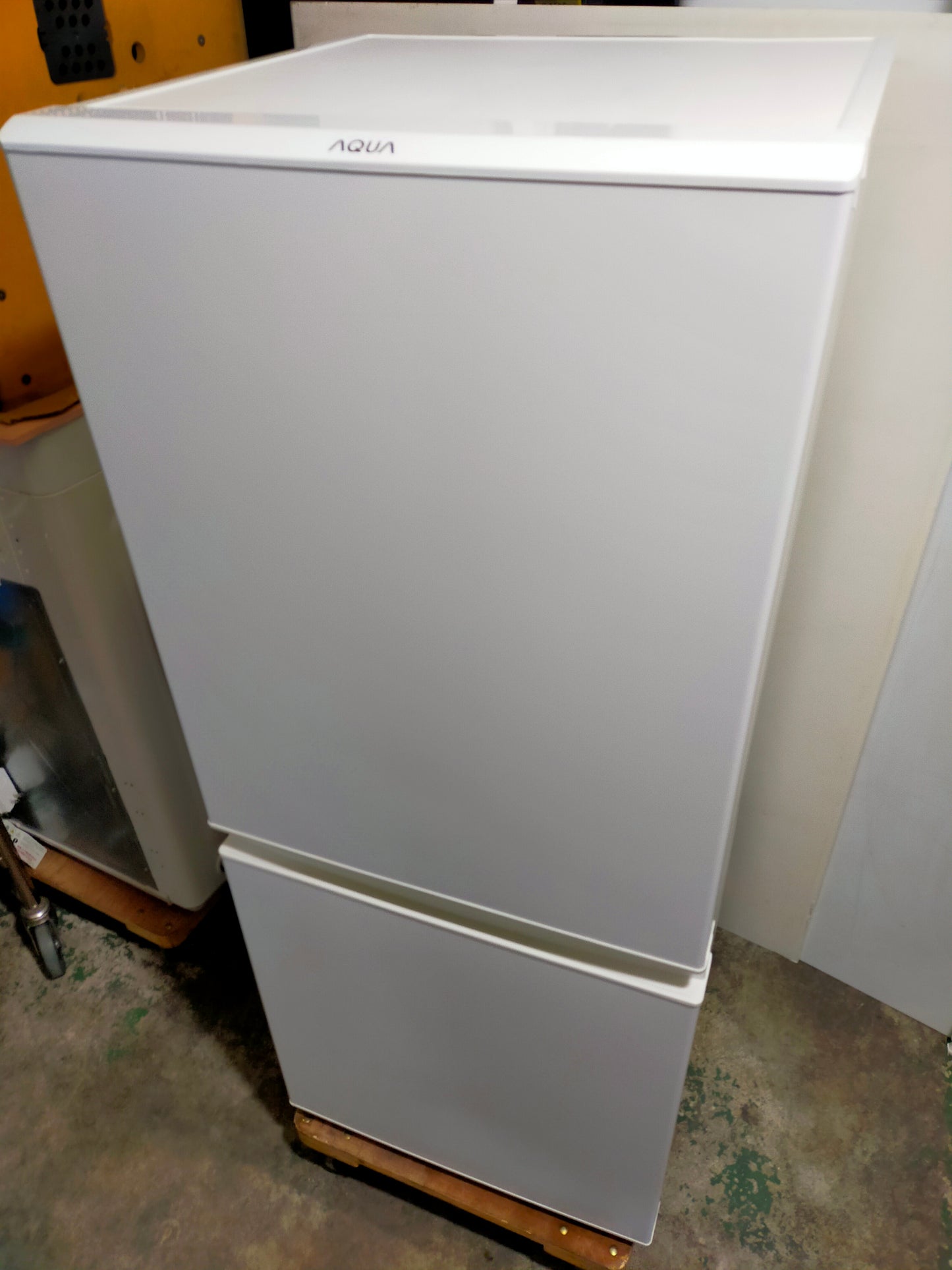 【サテライト】冷蔵庫 アクア AQR-13E8-W 126L 2022年製