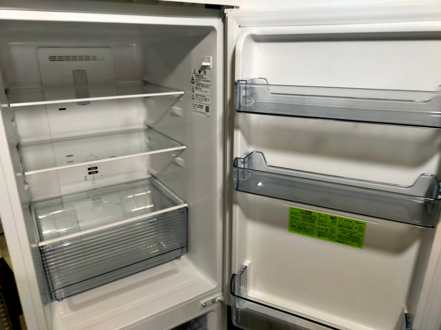 【サテライト】冷蔵庫 シャープ SJ-D18H-W 179L 2022年製