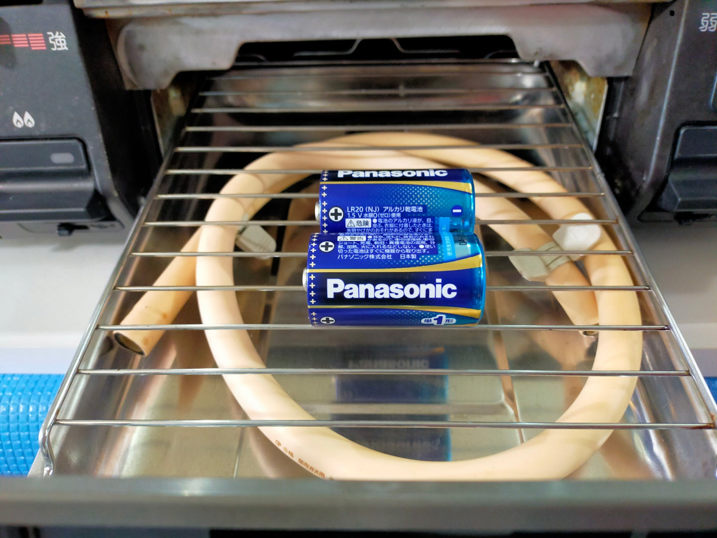 【サテライト】 ガスコンロ パロマ IC-N900B-R-13A  2015年製