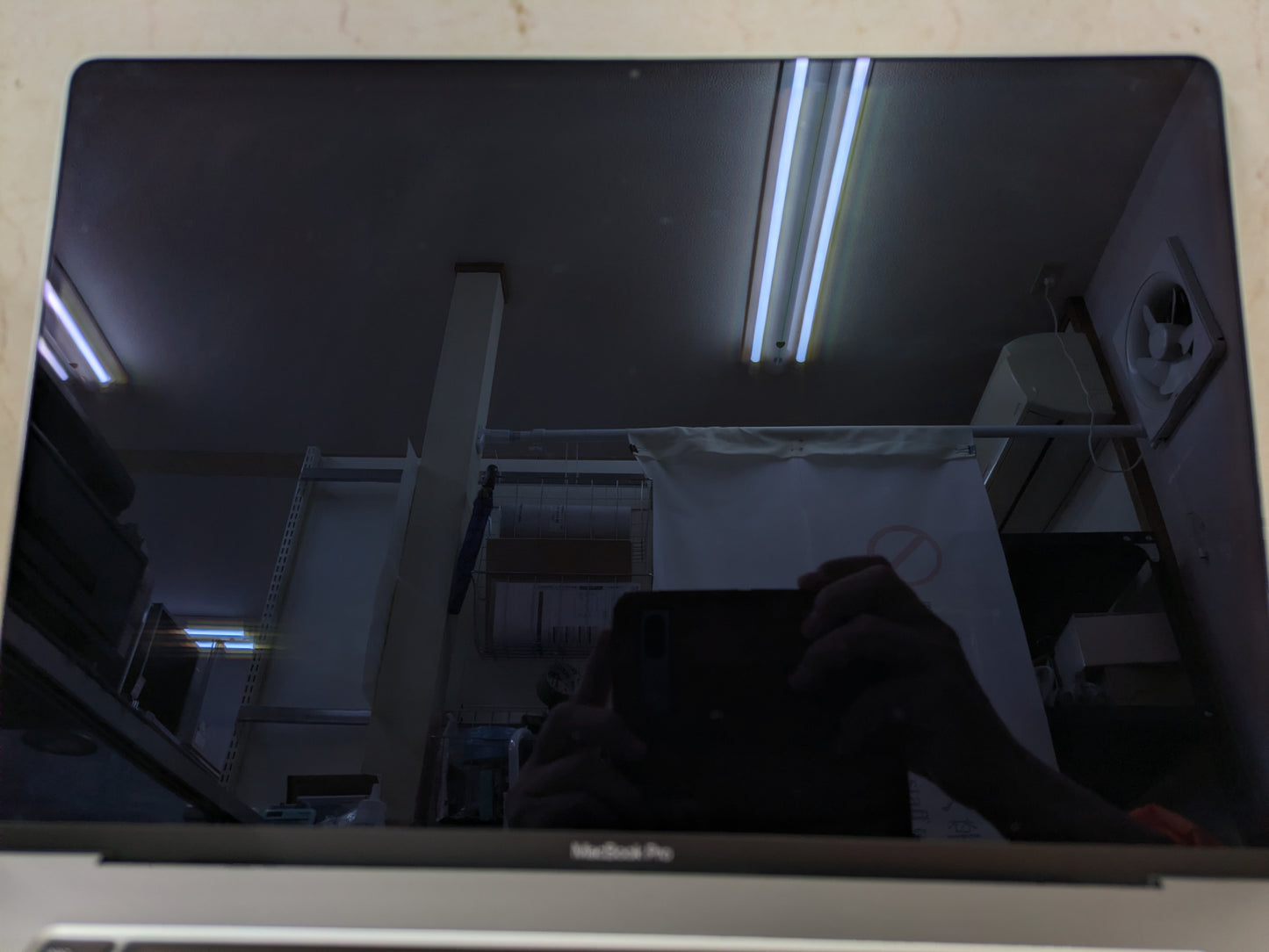 【倉庫保管】Apple MacBookPro ① 16インチ A2141 Intel Core i7 6コア 2.6GHz macOS メモリ16GB SSD 512GB