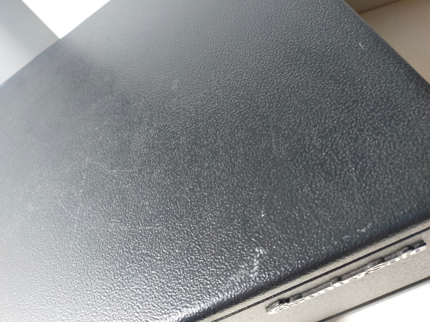 【サテライト】 金庫 SentrySafe X075