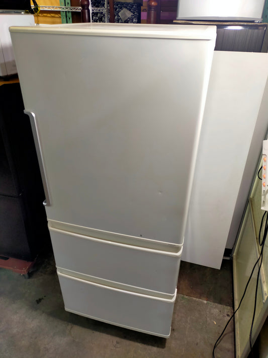 【サテライト】冷蔵庫 アクア AQR-271F-W 272L 2017年製