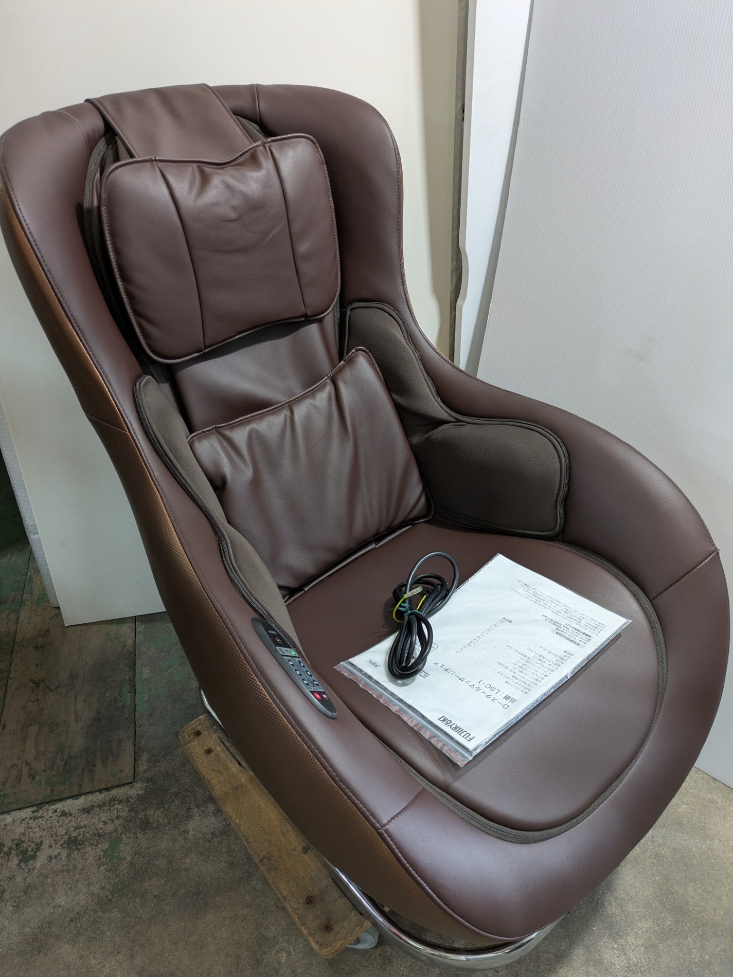 【サテライト】 ローススタイルマッサージチェア LSC-1(JG) ゴールド×ブラウン フジ医療器