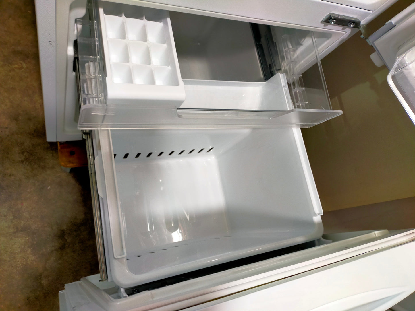 【サテライト】冷蔵庫 東芝 GR-R15BS-W 153L 2019年製