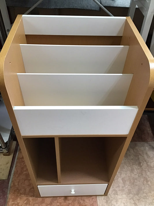 【深草店】 本棚　幅37㎝　奥行29.6㎝　高さ82㎝