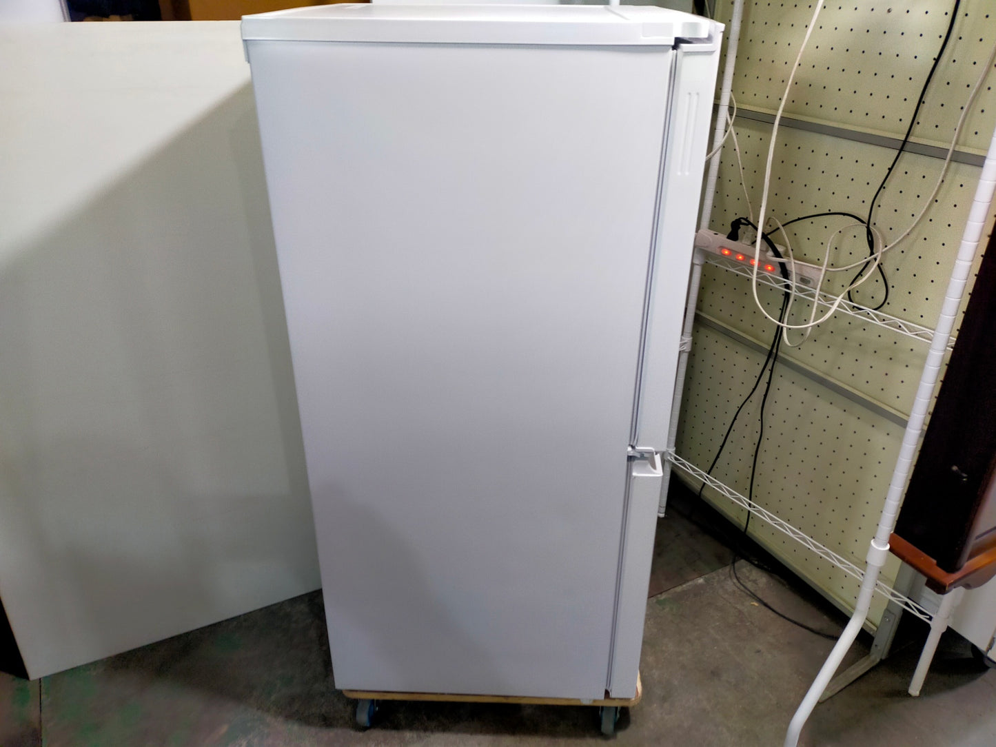 【サテライト】冷蔵庫 シャープ SJ-D15JJ-W 152L 2023年製