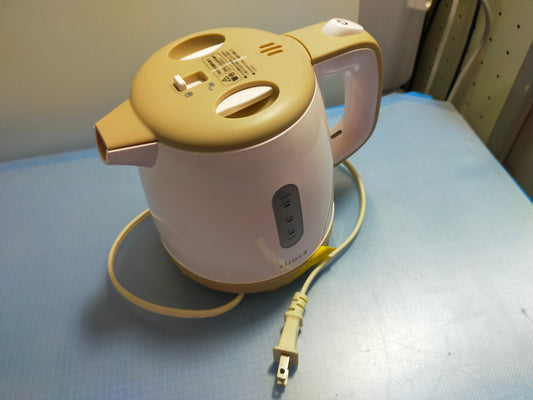 【サテライト】 電気ケトル siroca SEK-208 0.8L 

 2020年製