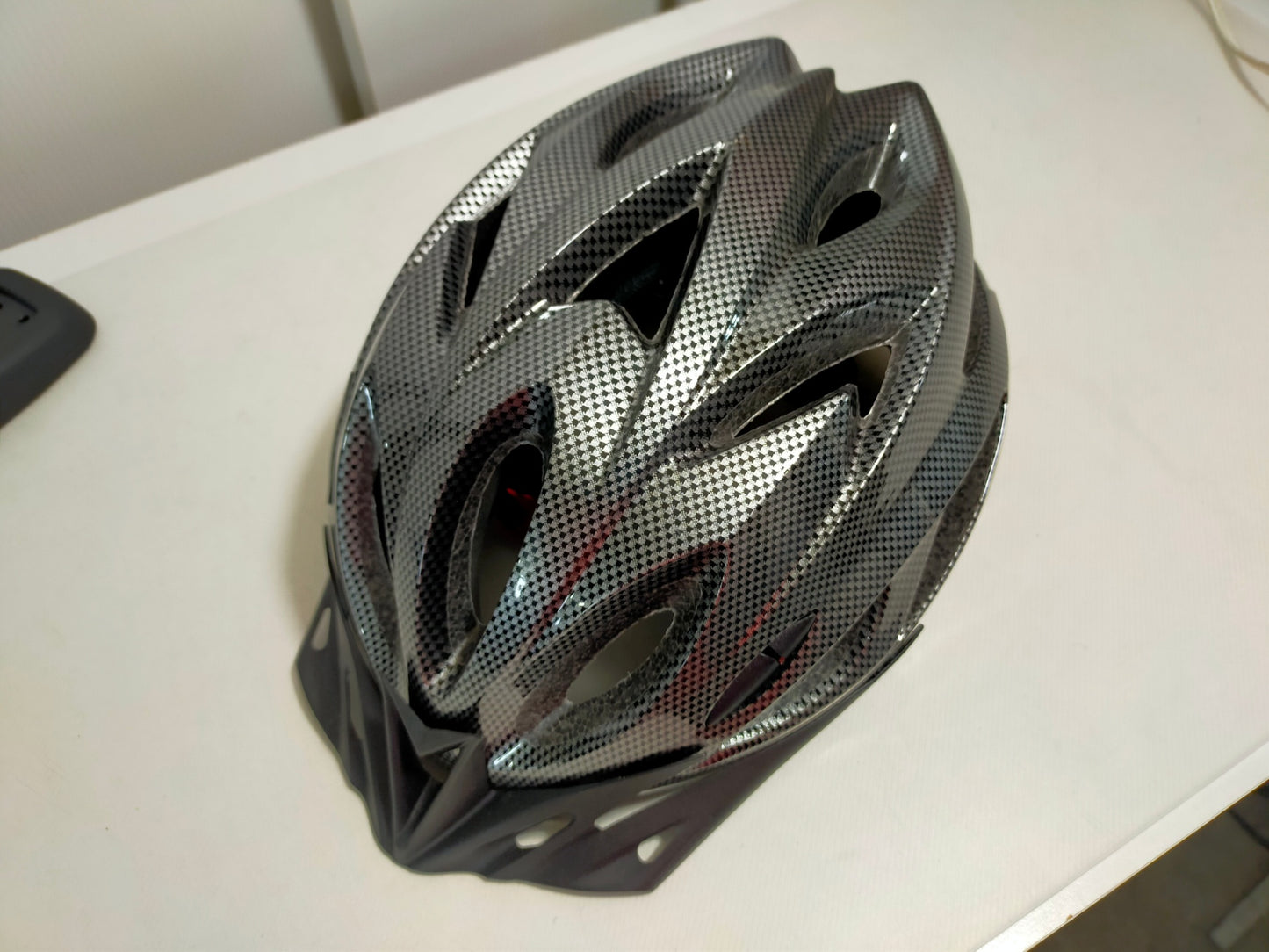 【サテライト】 SG自転車ヘルメット ILOHA株式会社 56-61cm GKHLM001