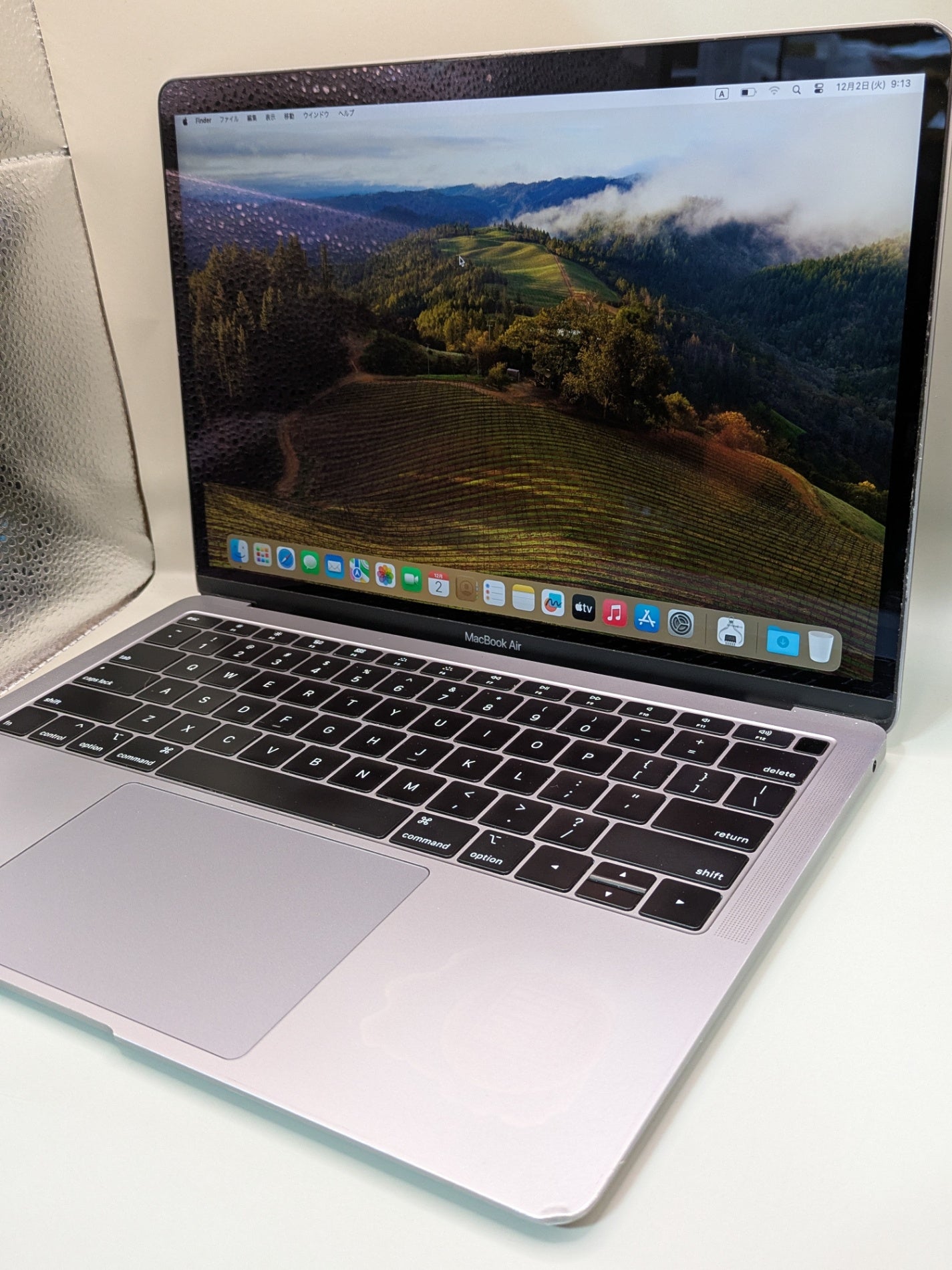 【倉庫保管】ノートPC Apple Computer A1932 ② 1.6 GHz デュアルコア Intel Core i5 macOS：Sonoma 14.7.7 8 GB 2133 MHz LPDDR3 SSD 256GB