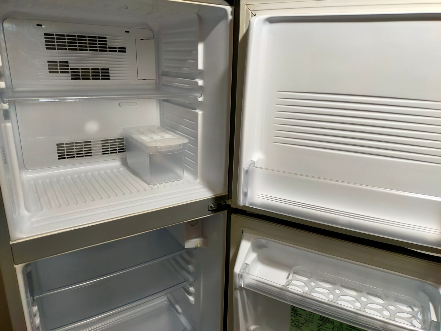 【サテライト】冷蔵庫 アクア AQR-14E1-S 137L 2017年製