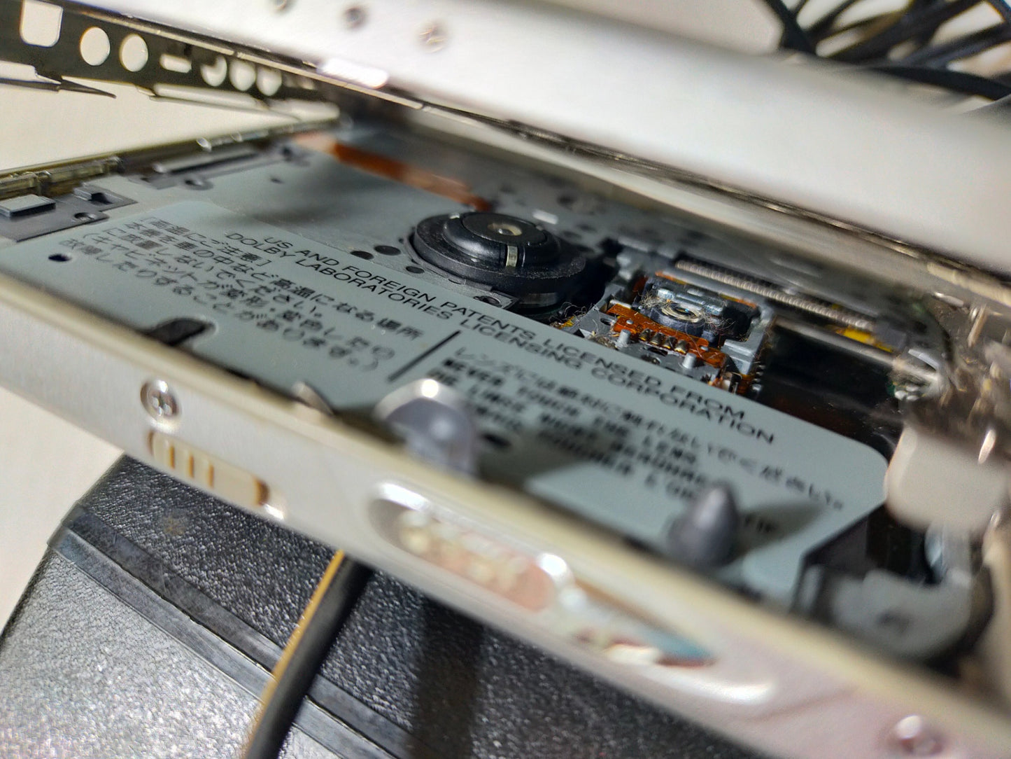 【サテライト】 ポータブルMDプレーヤー シャープ MD-ST531-S