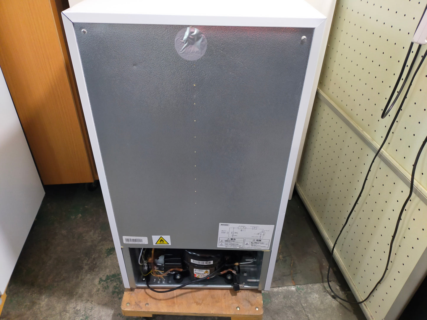 【サテライト】冷蔵庫 アイリスオーヤマ IRJD-9A-W 93L 2022年製