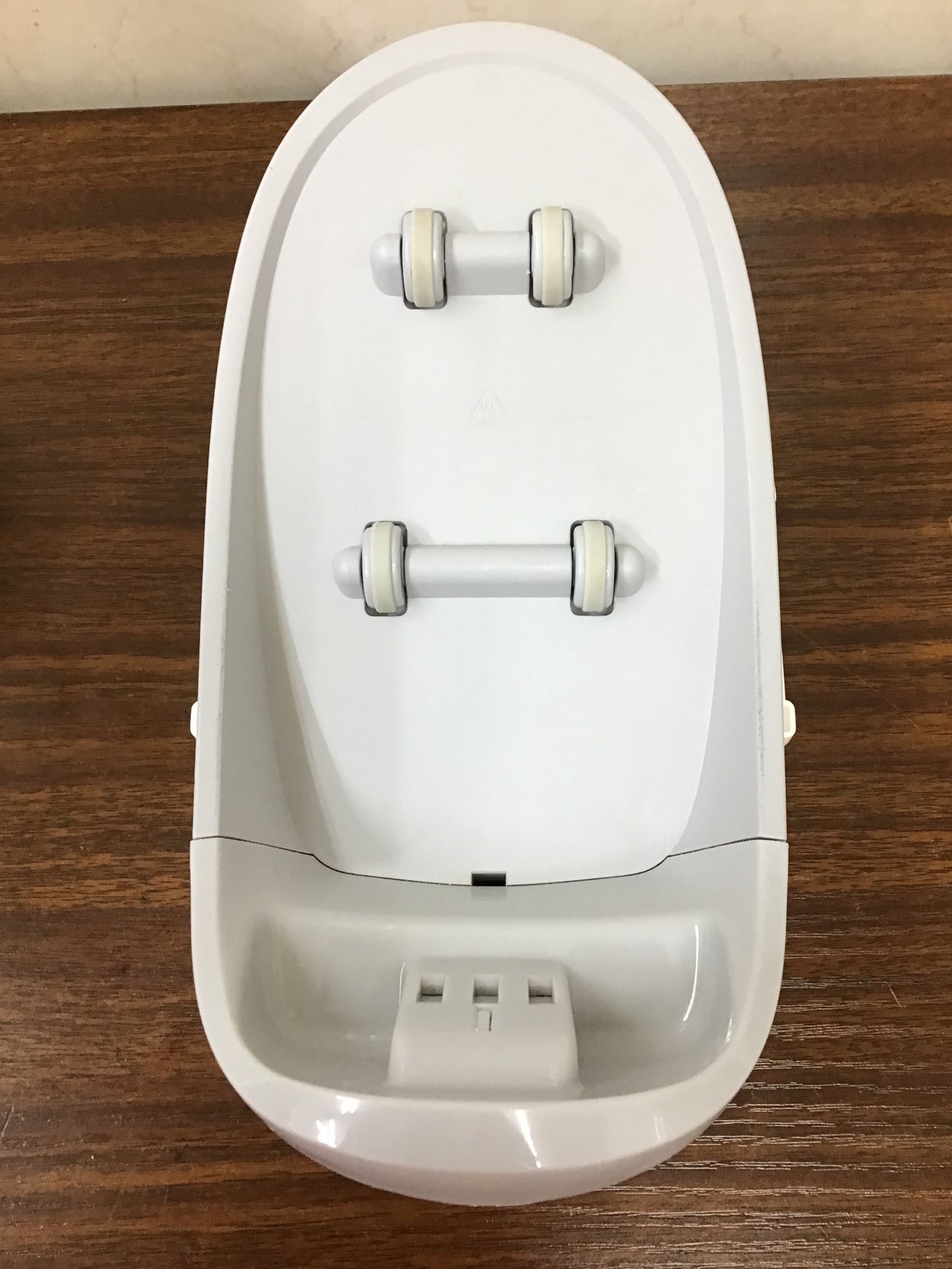 【深草店】 コードレスアイロン　ニトリ　HG-5016　2021年製  2021年製