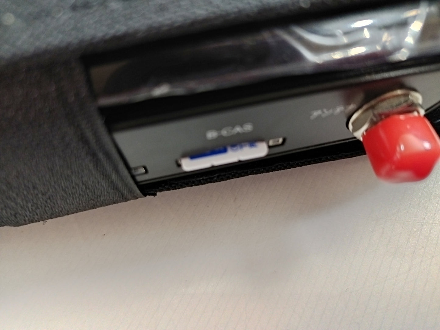 【サテライト】 ポータブルDVDプレーヤー 山善 08D-PDL90F 9インチ  2019年製