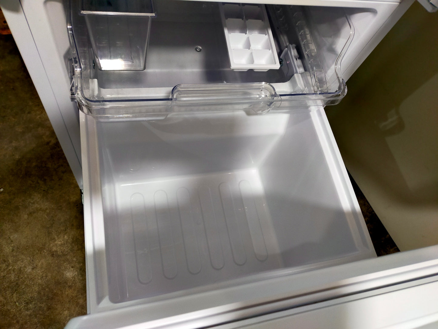 【サテライト】冷蔵庫 シャープ SJ-D18H-W 179L 2022年製