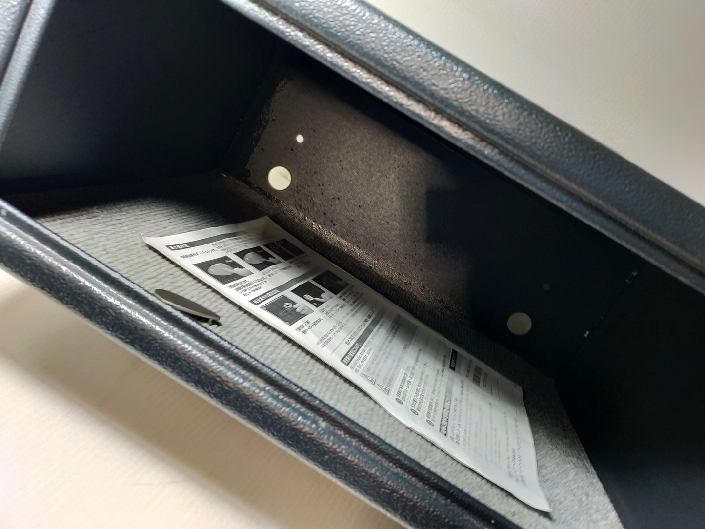 【サテライト】 金庫 SentrySafe X075