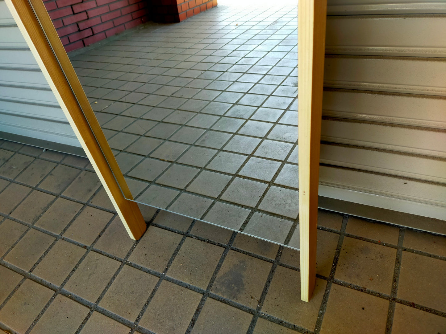 【サテライト】 スタンドミラー アンブラ