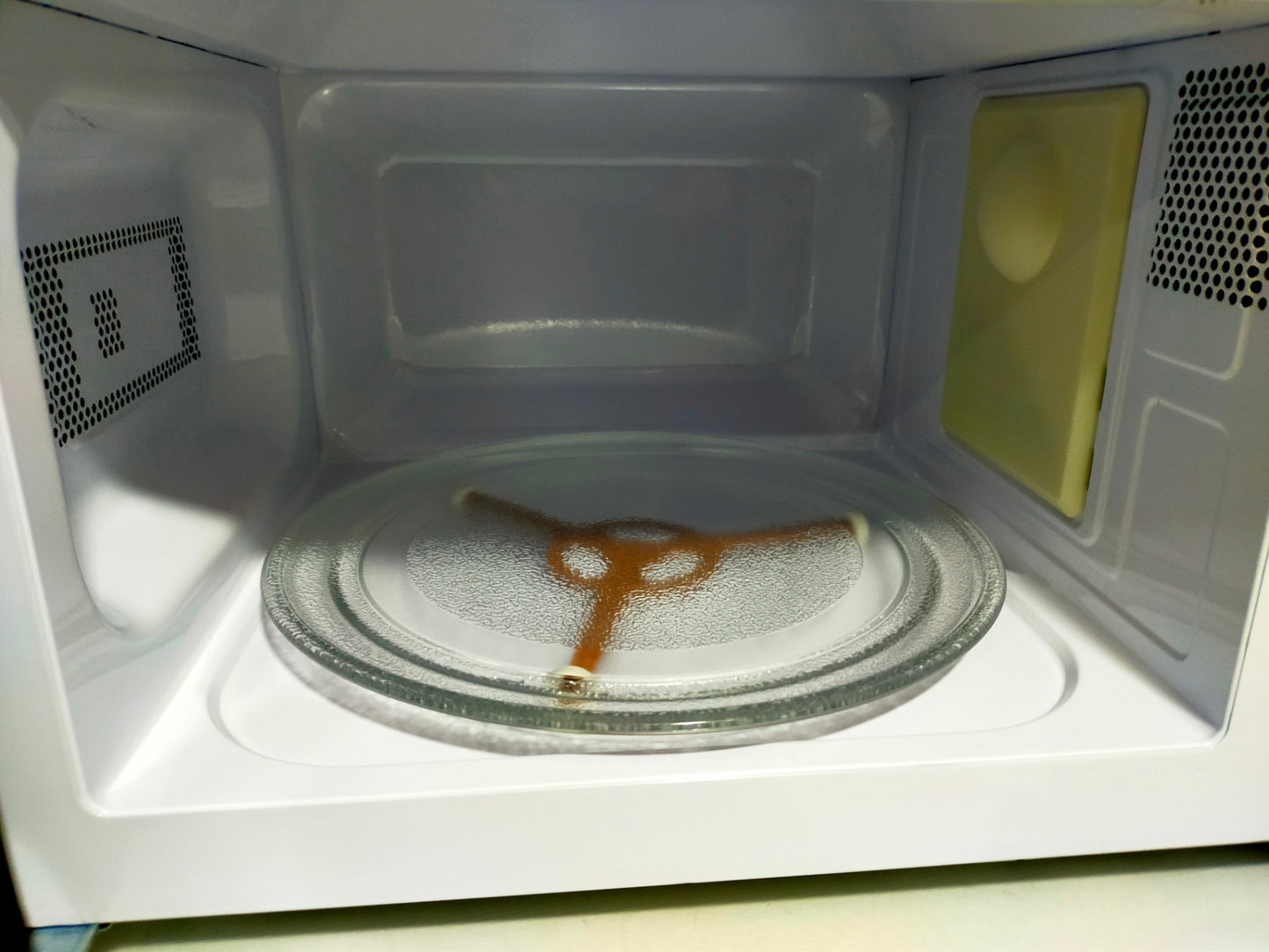 【サテライト】 電子レンジ ニトリ 17L MM720CUKN4  2022年製