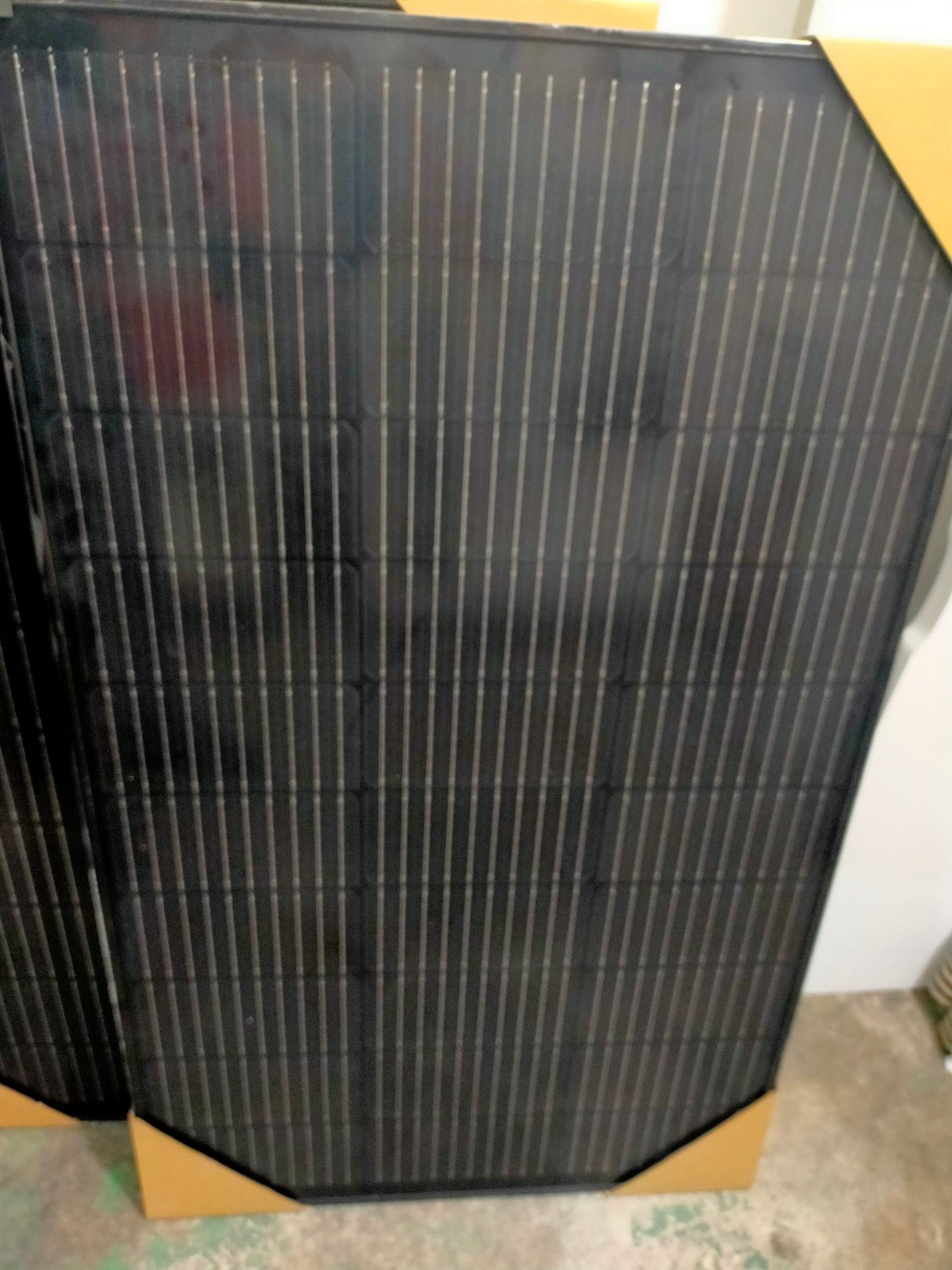 【サテライト】 100W据置型ソーラーパネル EcoFlow EF-SG-M100