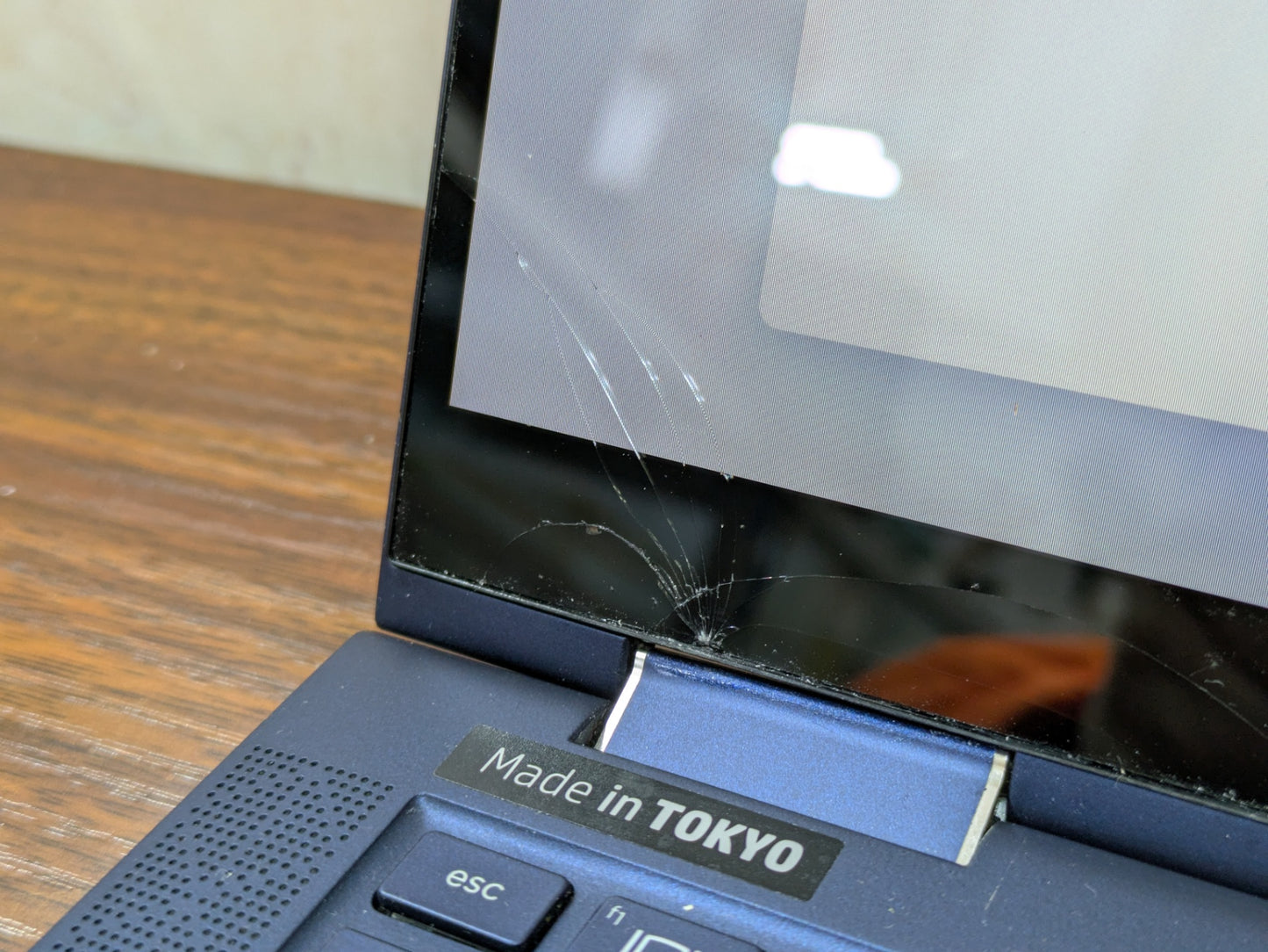 【深草店】ノートPC HP HSN-132C intel Core i5-8265 Windows11 HOME 8GB SSD 256GB 年製