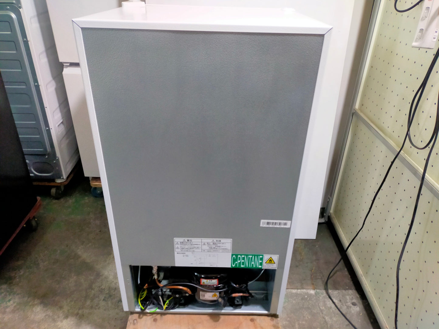 【サテライト】冷蔵庫 マクスゼン JR092ML1WH 92L 2023年製