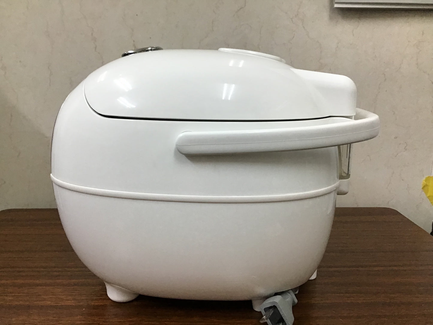 【深草店】 炊飯器　NEOVE NRM-M35A 19年製　３.5合  2019年年製