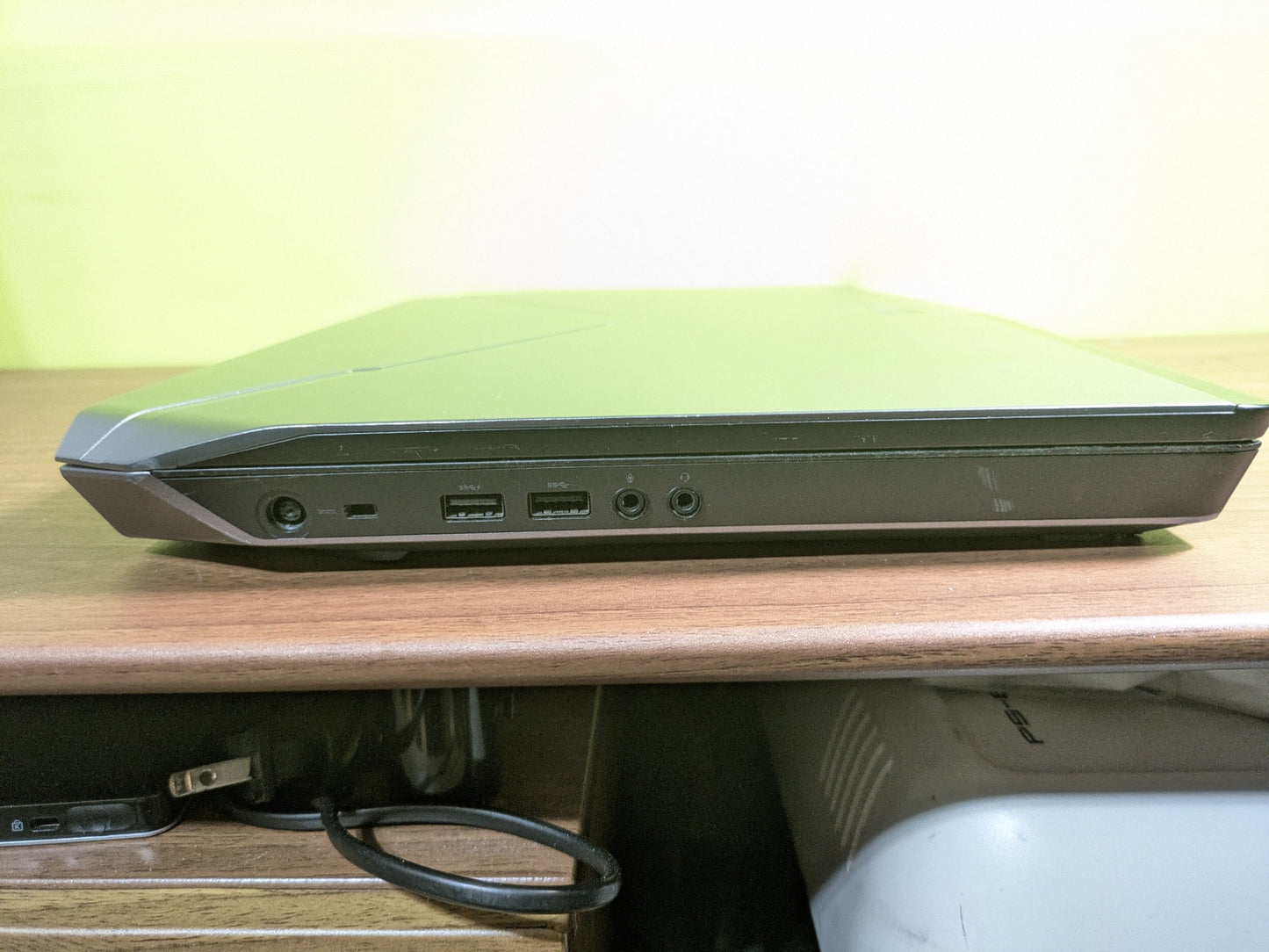【倉庫保管】 ゲーミングノートPC AlienWare P43F ジャンク